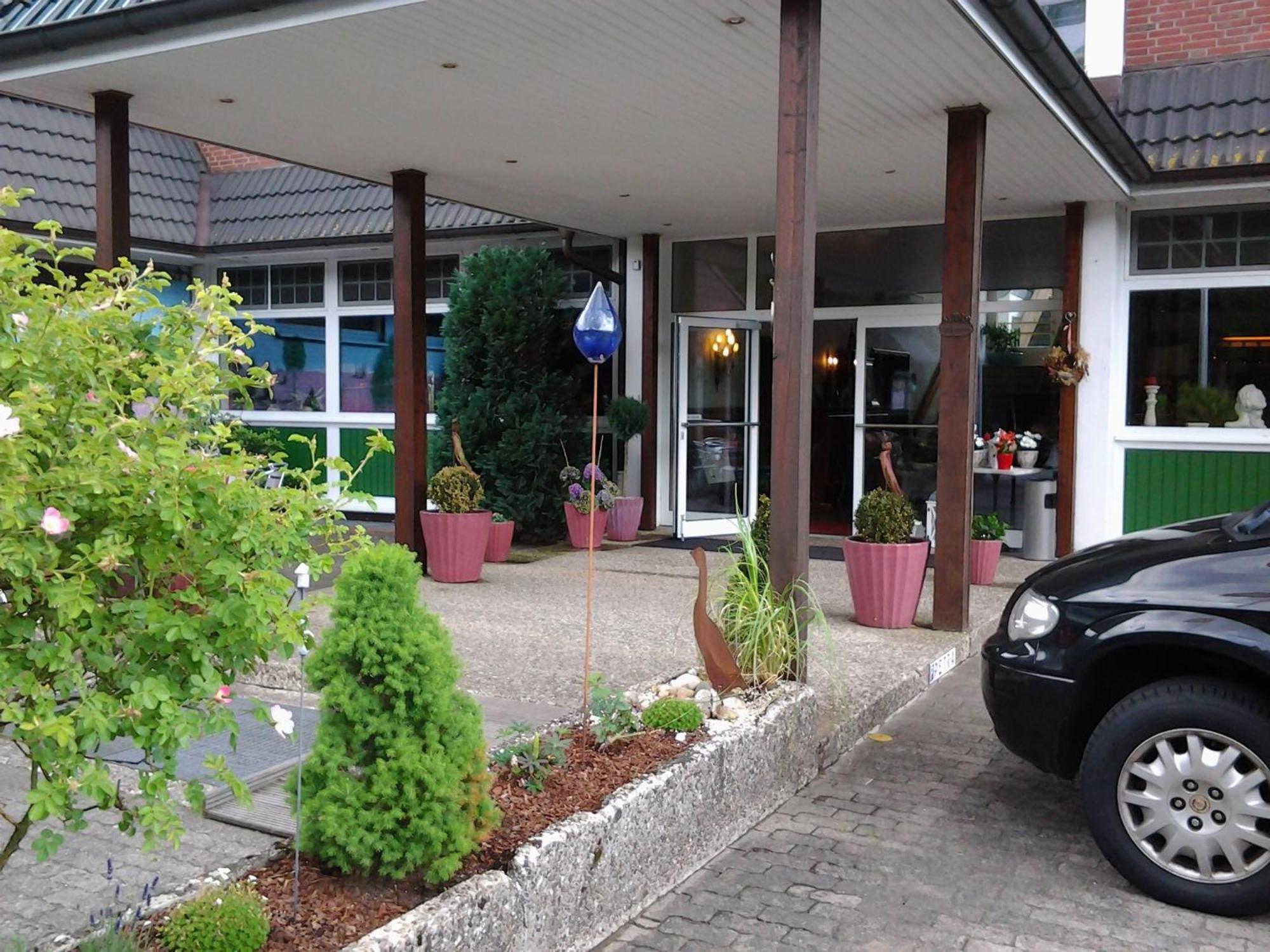 Heidehotel Herrenbruecke Faßberg Extérieur photo