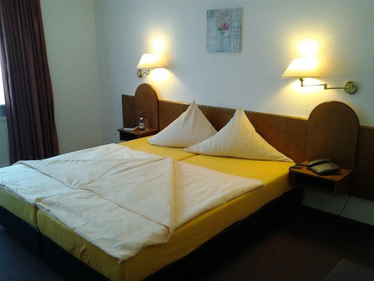 Heidehotel Herrenbruecke Faßberg Extérieur photo